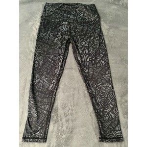 Sol & Mane Yoga Pants Women Black and White Pattern Size Medium Lightly Worn